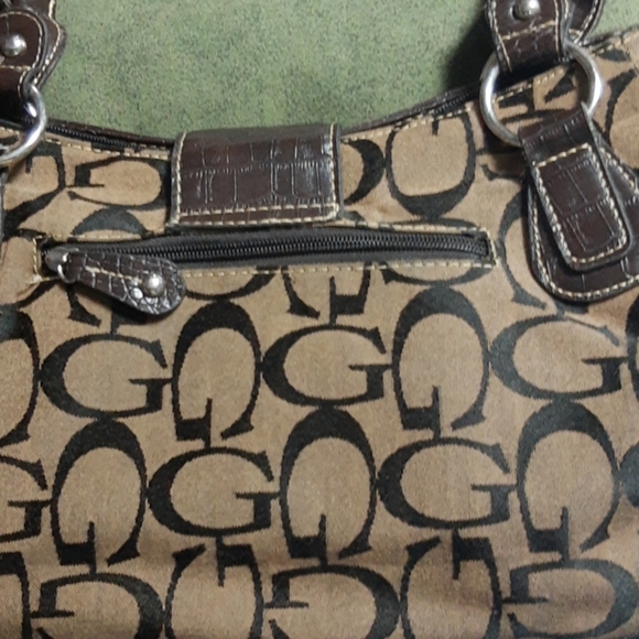 Handbag - Picture 3 of 4